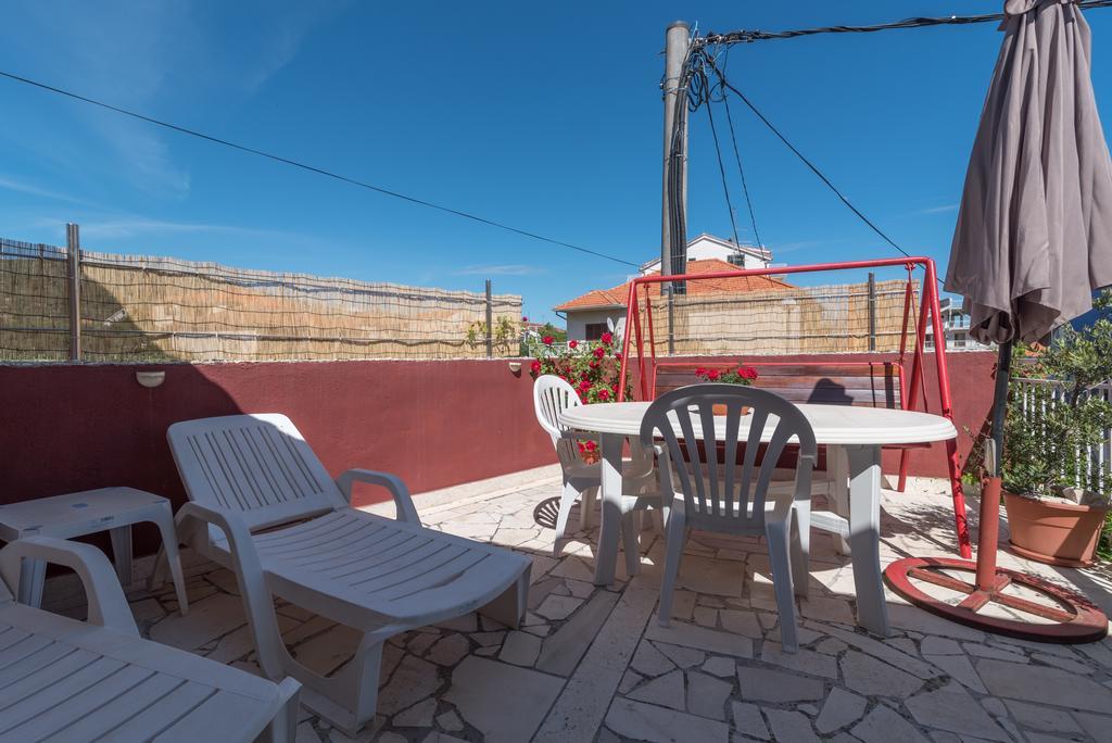 Apartments Mare Trogir Buitenkant foto